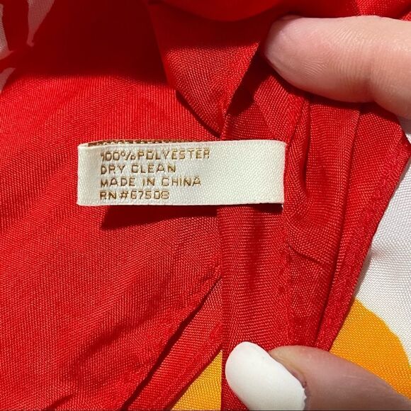 CollectionEighteen floral square scarf - Picture 4 of 4